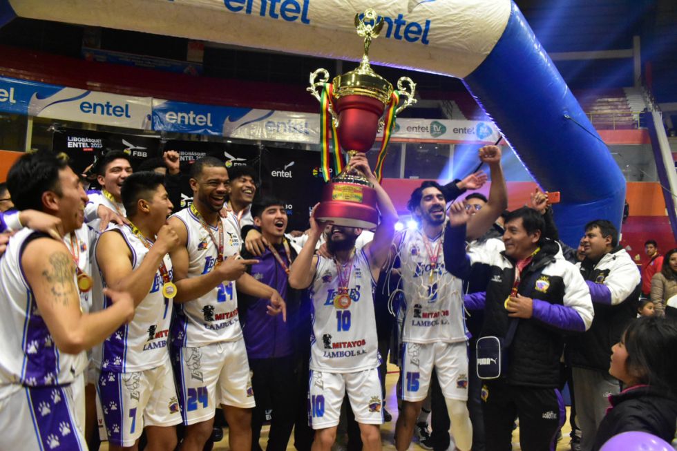 Leones del tarijeño Ochoa gana por primera vez la Libobásquet