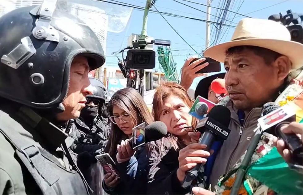 Ejecutivo campesino “evista” da 72 horas de plazo para entrega de la sede de la Csutcb en La Paz