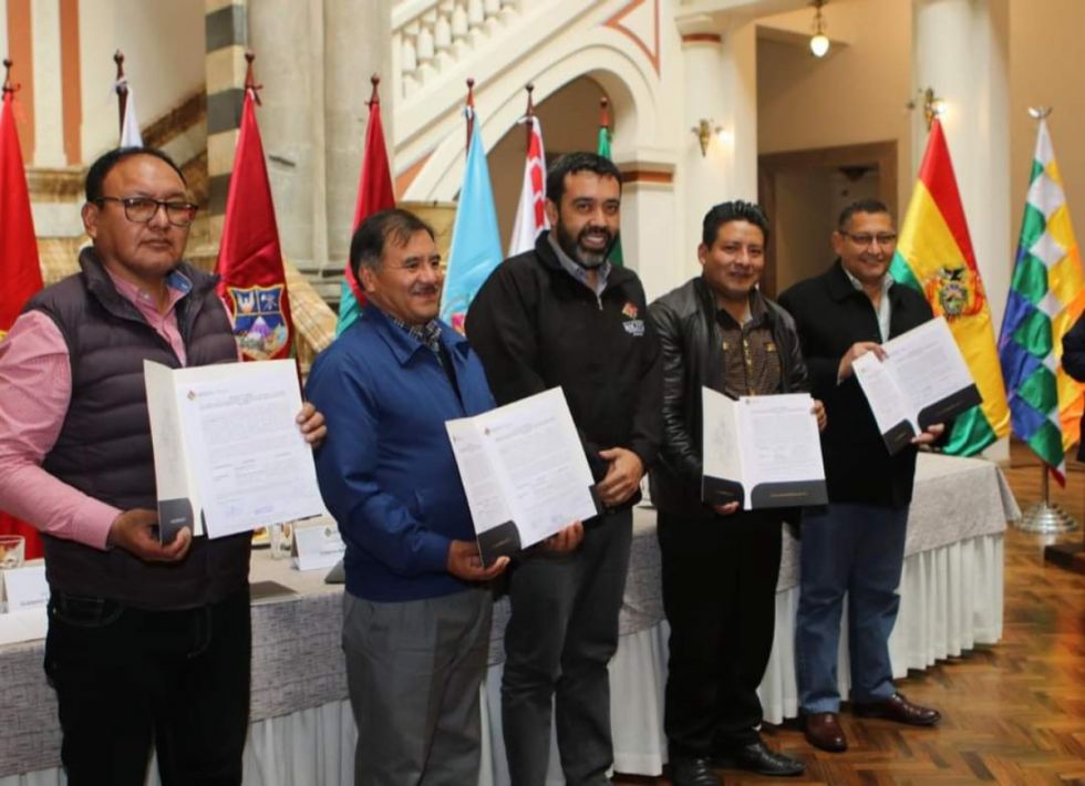 Tarija y otros tres departamentos acuerdan límites interdepartamentales naturales 