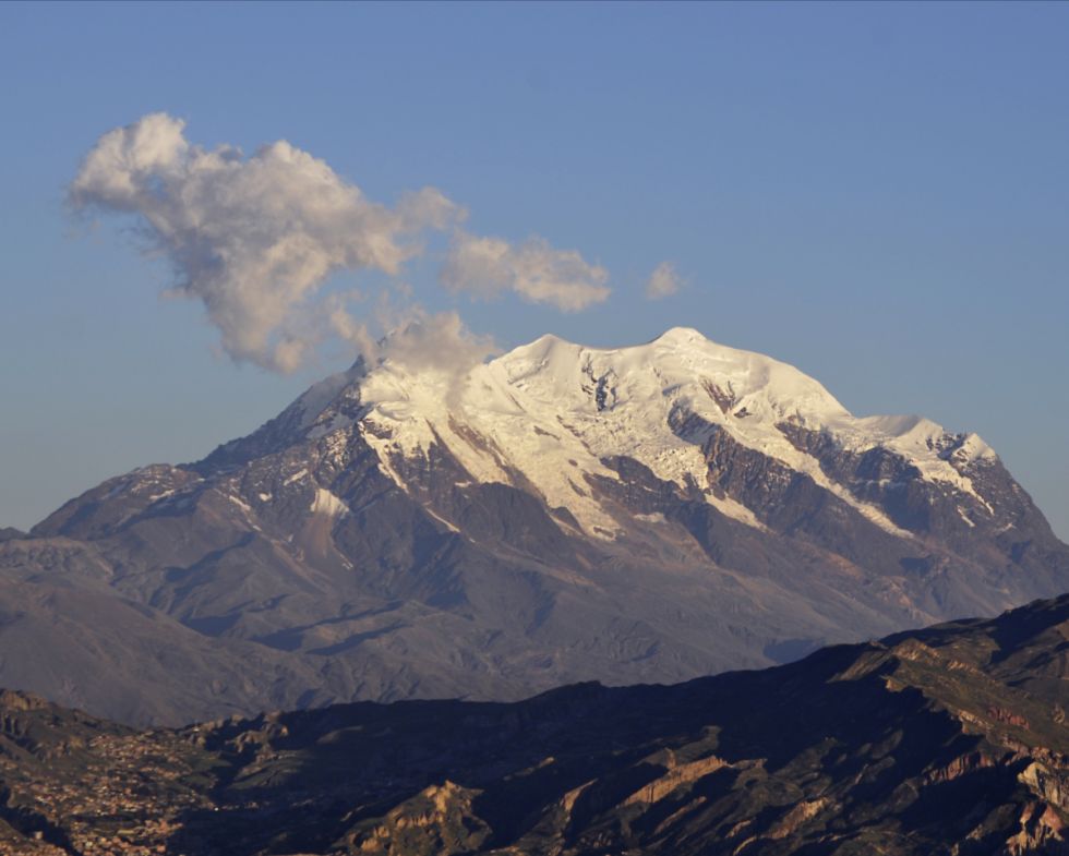‘Hemos perdido el 40% de la superficie de nuestros nevados’, alerta glaciólogo de la UMSA