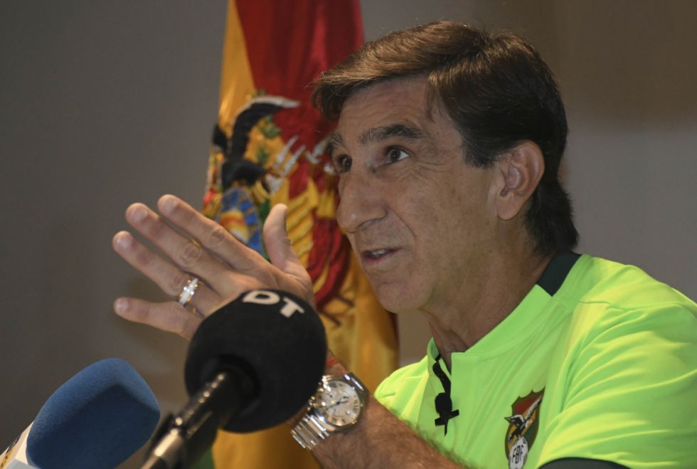 Costas mezcla a la Absoluta y a la Sub-23 en lista larga de 48 jugadores 