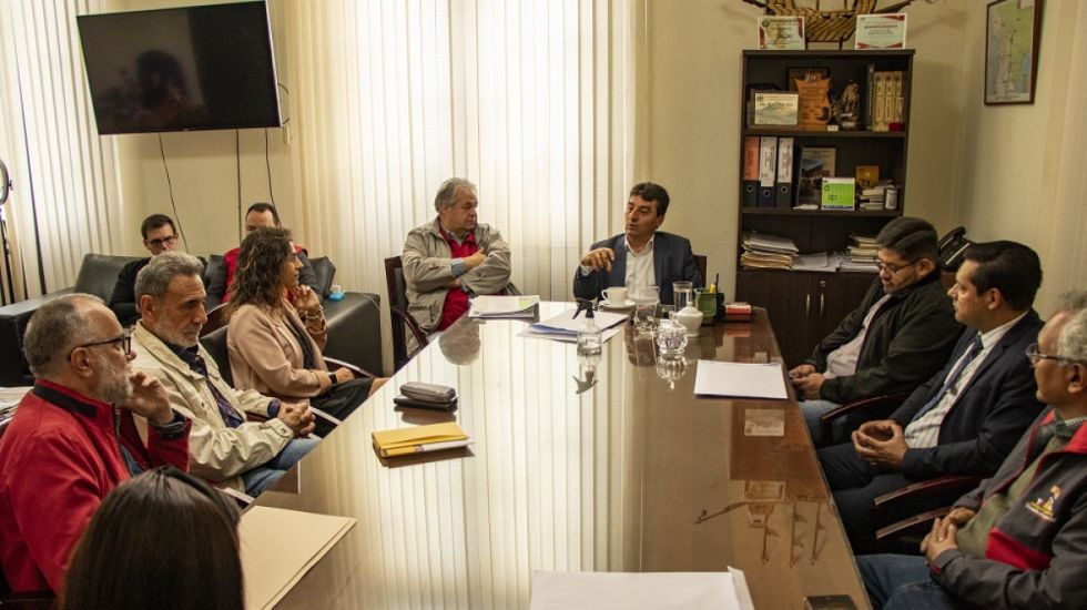 Alcaldía de Tarja y la cooperación española pactan trabajo en diversas áreas