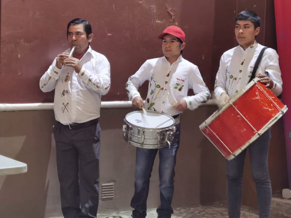 El cierre con la música de la Banda de Obrajes