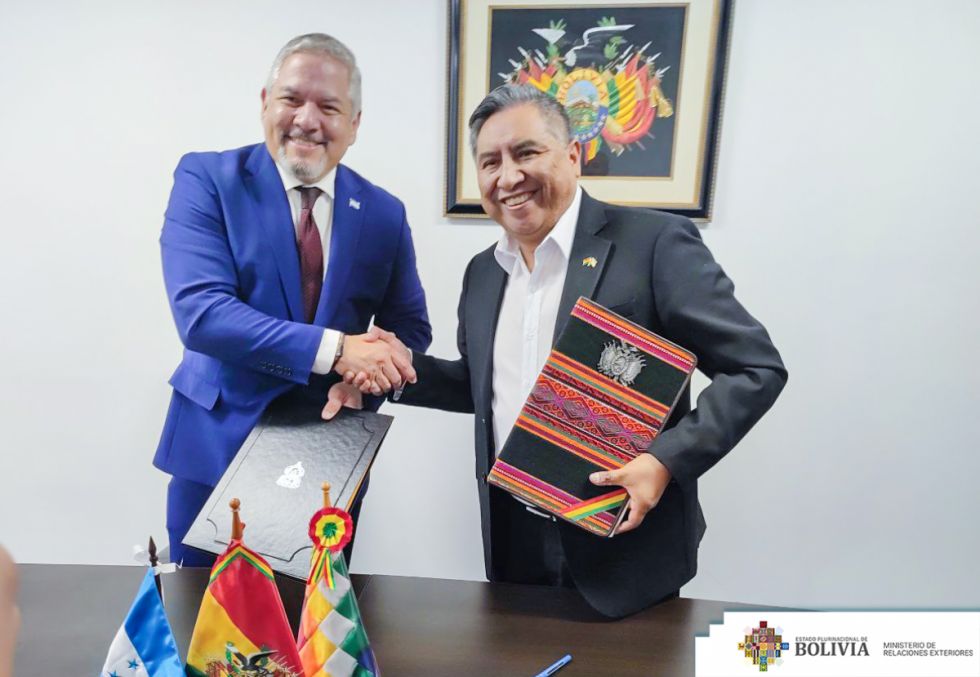 Bolivia y Honduras acuerdan supresión de visas