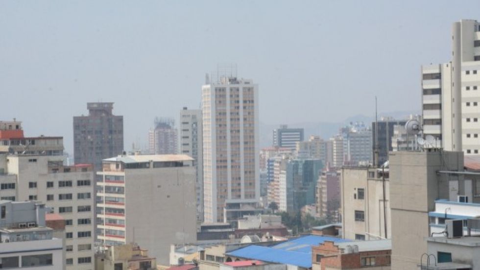 Alcaldía de La Paz sugiere que escolares pasen clases virtuales por contaminación del aire