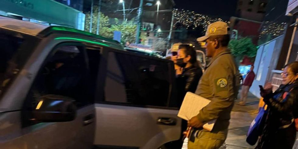 Aprehenden a cinco policías por la balacera con dos muertes en Desaguadero