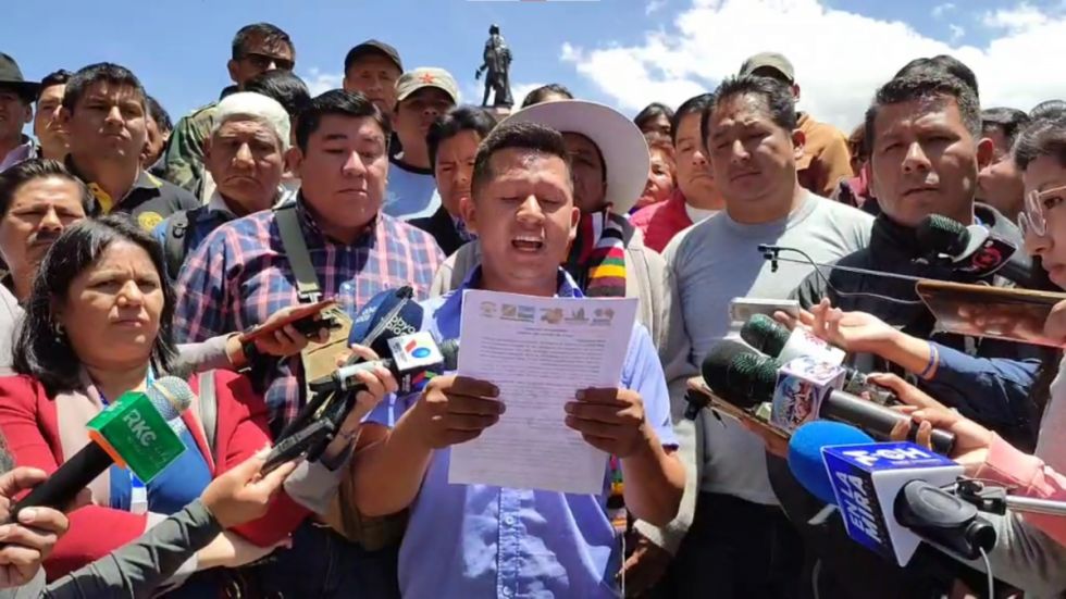 “Evistas” suspenden bloqueo nacional de caminos
