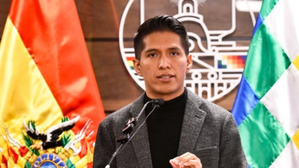 ¿Ni evista ni arcista?: Andrónico se muestra neutral y dice es de cobardes hablar por detrás