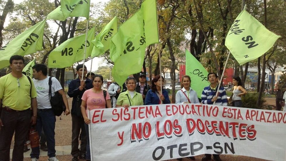 Paraguay: Educadores anuncian paro general