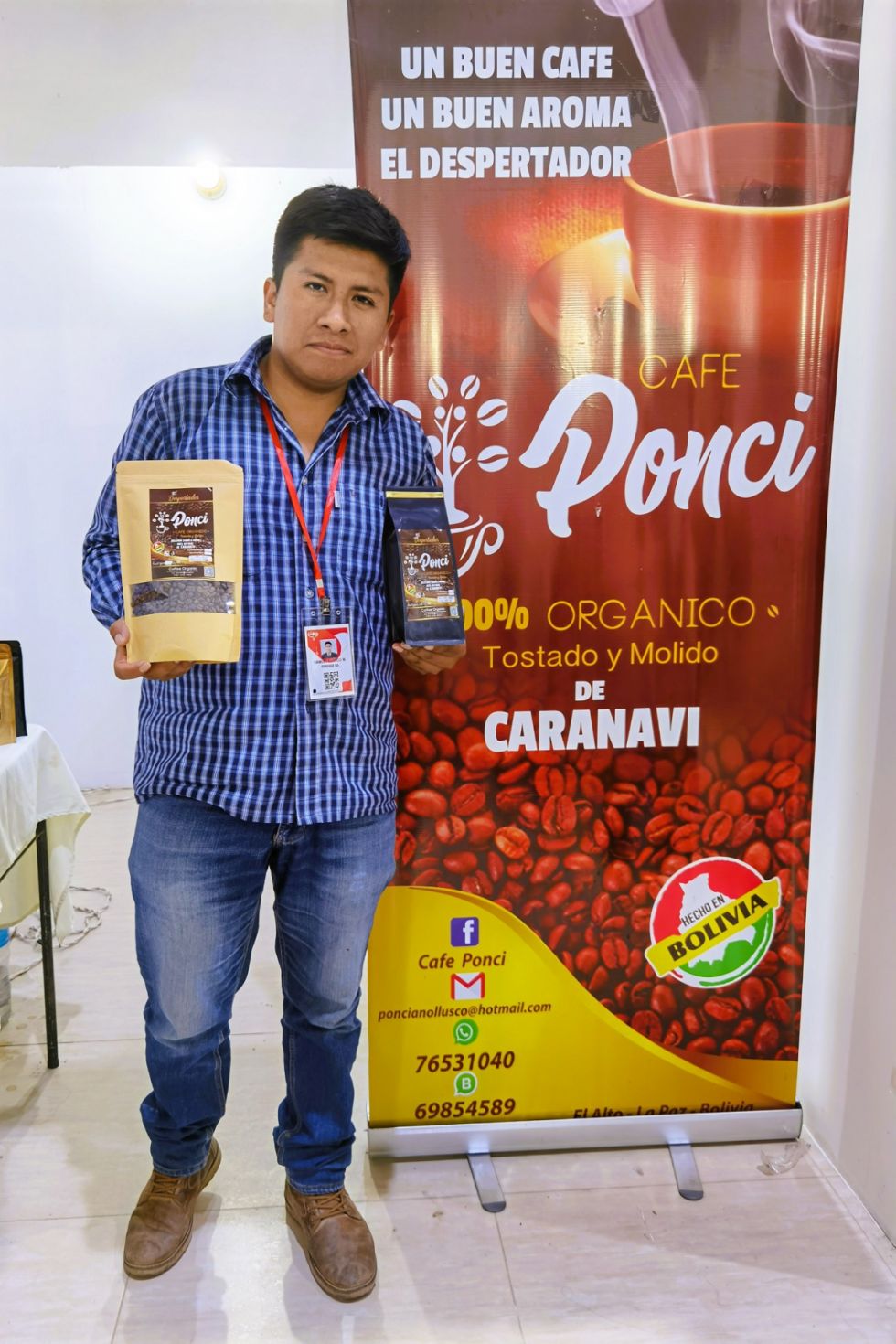 Samuel Llusco, productor de Café Ponci de Caranavi
