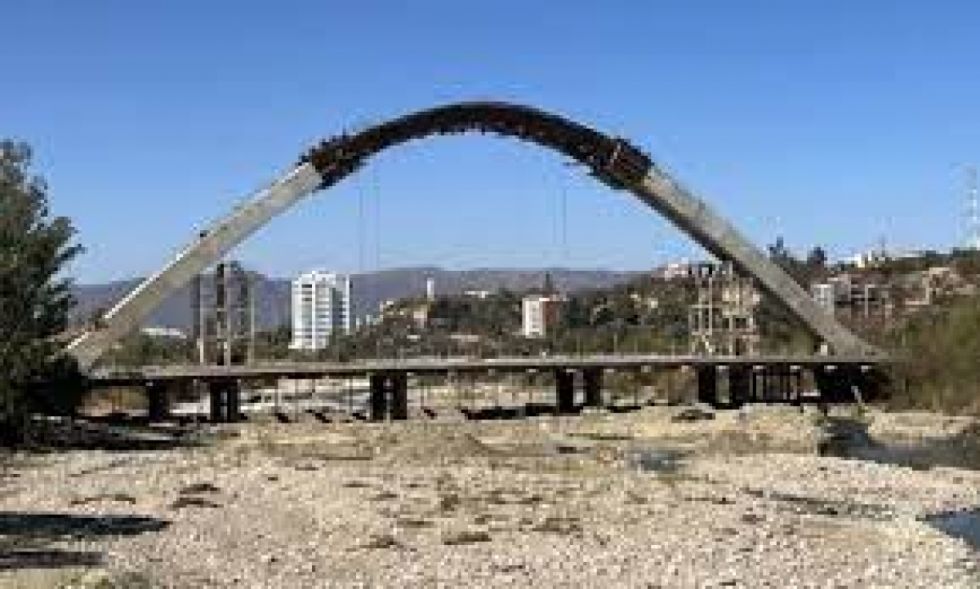 Estas son las empresas tarijeñas que culminarán el puente 4 de Julio
