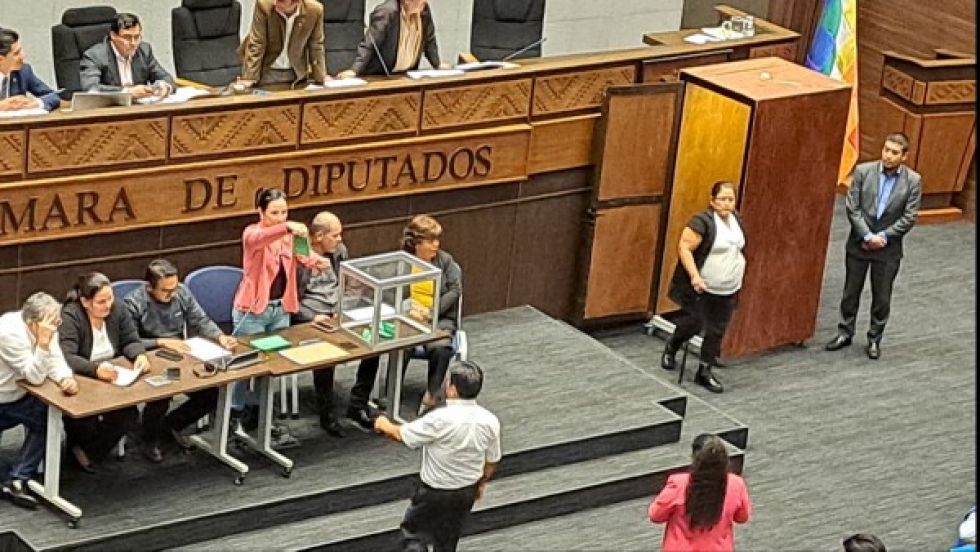 Diputados rechazan modificaciones al PGE reformulado