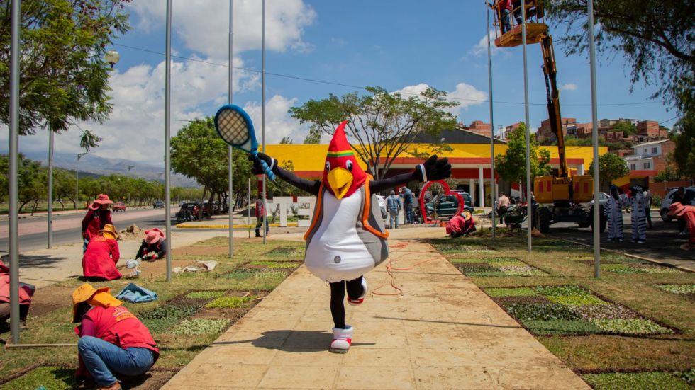 Cerca de 3 mil personas llegarán a Tarija para el Mundial de Ráquetbol