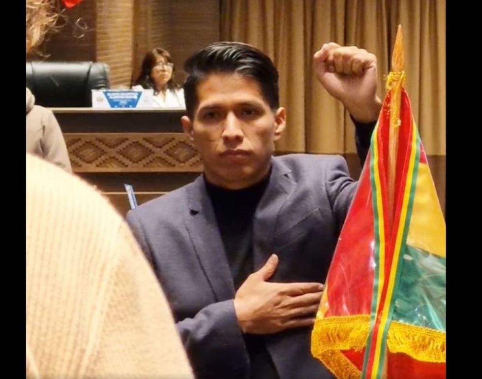 Andrónico fue ratificado como presidente del Senado tras recibir voto opositor Andrónico fue ratificado como presidente del Senado tras recibir voto opositor