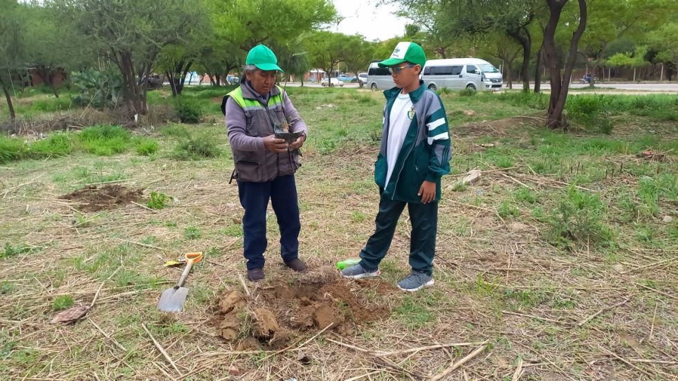 Gobernación, el PERTT y el Colegio San Bernardo realizan restauración de riberas del Río Guadalquivir