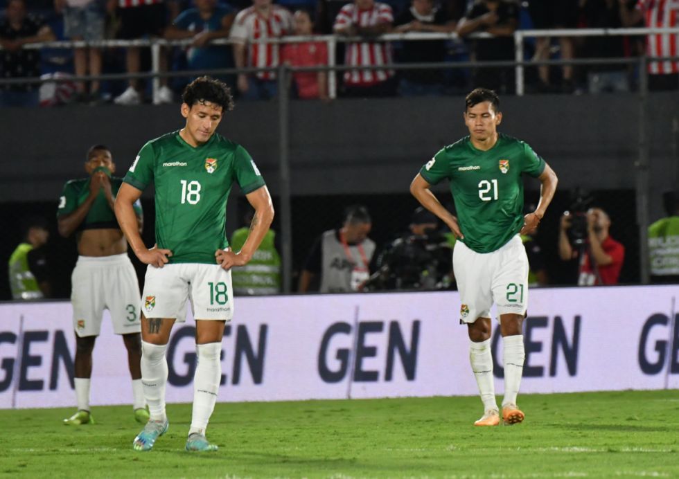 Definido los árbitros que dirigirán el partido de Bolivia - Perú