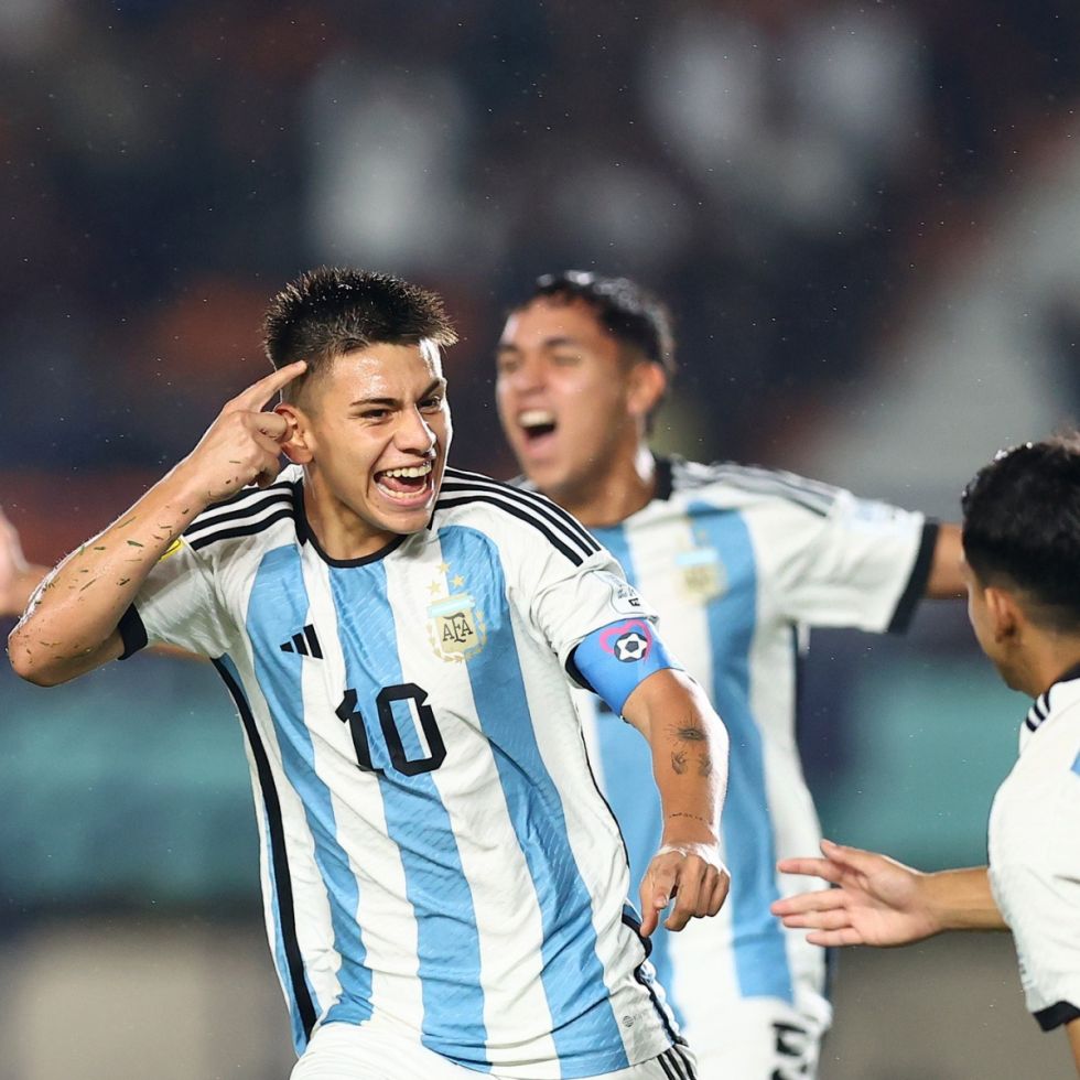 Mundial Sub-17: El espectacular golazo de tiro libre del “Diablito” Echeverri (VIDEO)