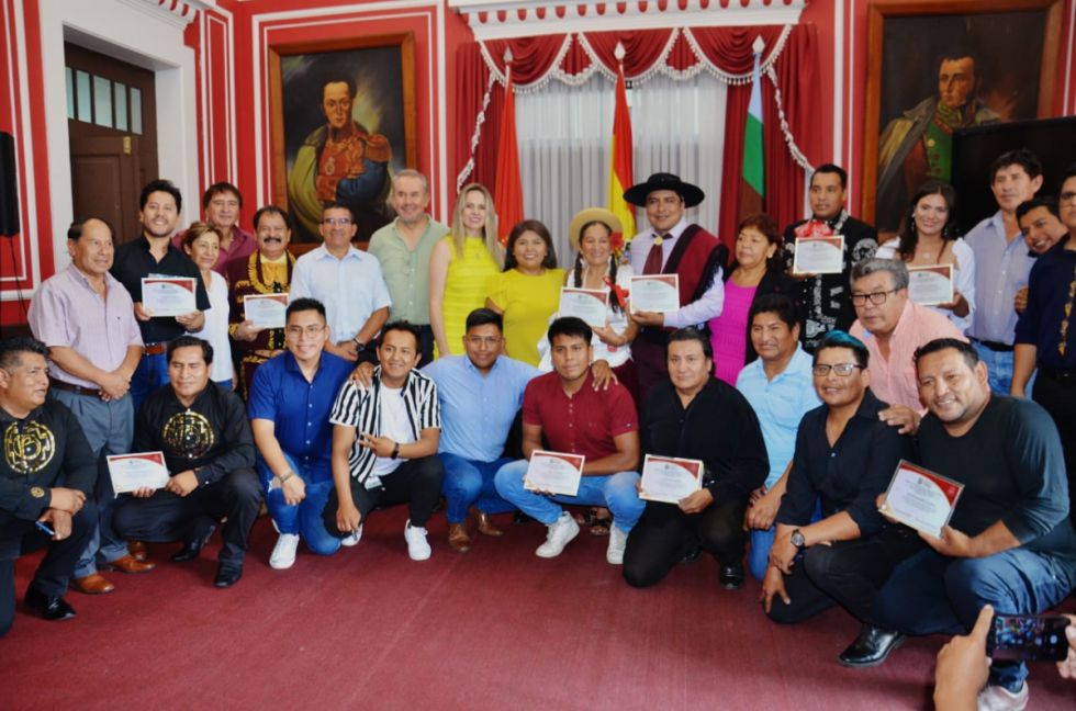 En conmemoración al Día de Santa Cecilia, Gobernación otorgó reconocimientos a los músicos de Tarija