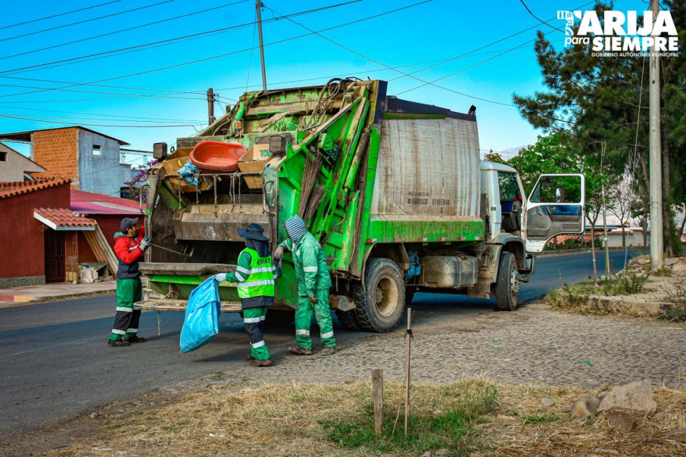 La Alcaldía inicia los trámites para comprar los carros para EMAT