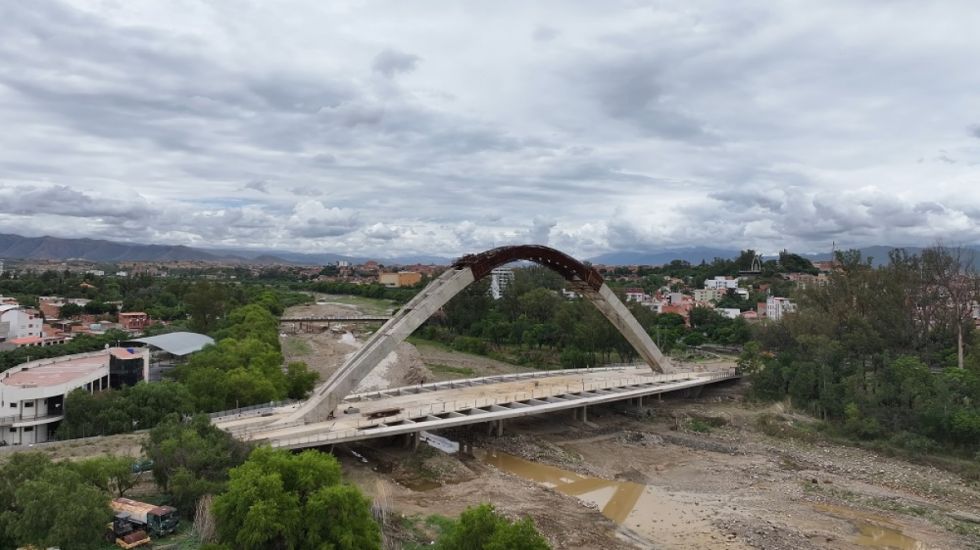 Contrato: En 200 días deben concluir el puente 4 de Julio