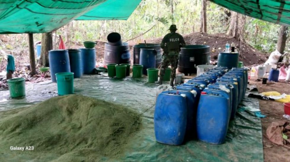 Destruyen 26 fábricas móviles de cocaína