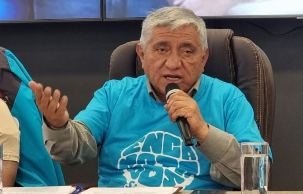 Arias: el caso Jet Fuel viene de la misma mano negra que impidió el ingreso de oxígeno