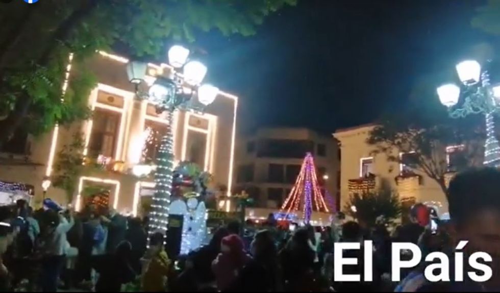 Cronograma de encendido de luces navideñas en barrios de Tarija