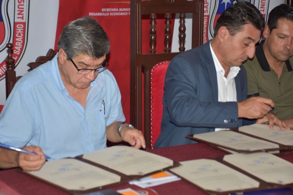 La Alcaldía y la UAJMS firman un convenio de cooperación