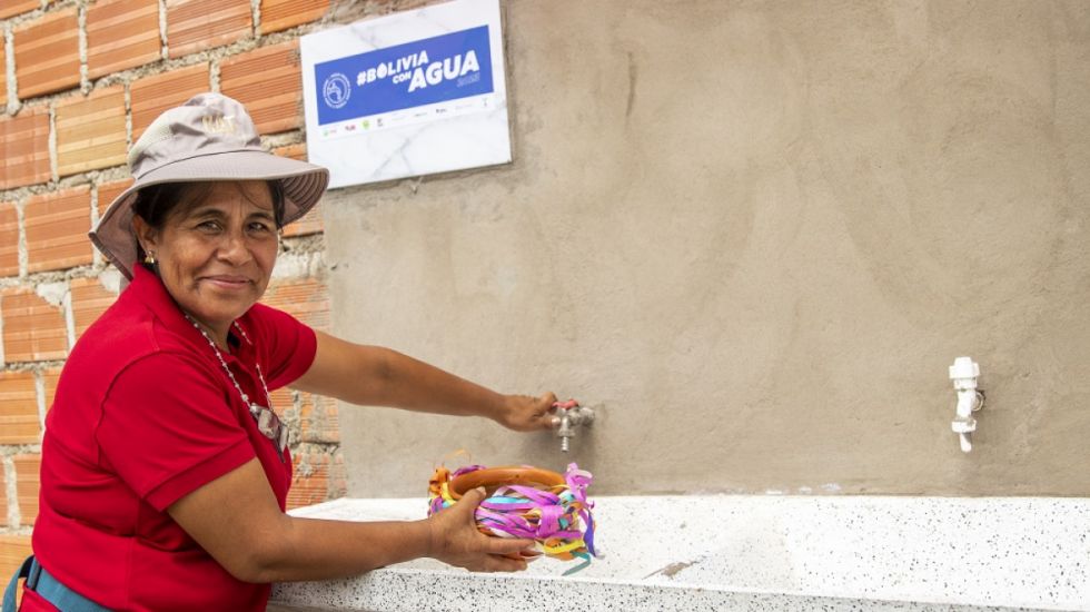 La urbanización Daniel Zamora estrena un sistema de agua 