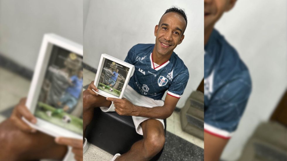 Thiago Ribeiro elegido como mejor futbolista en Tarija del 2023