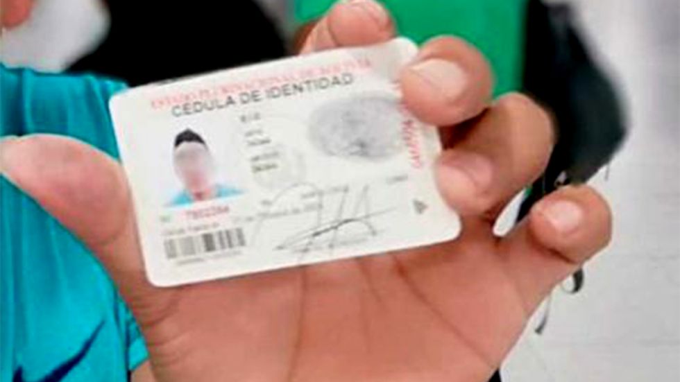 El SEGIP realiza campaña de carnetización a niños en situación de calle 