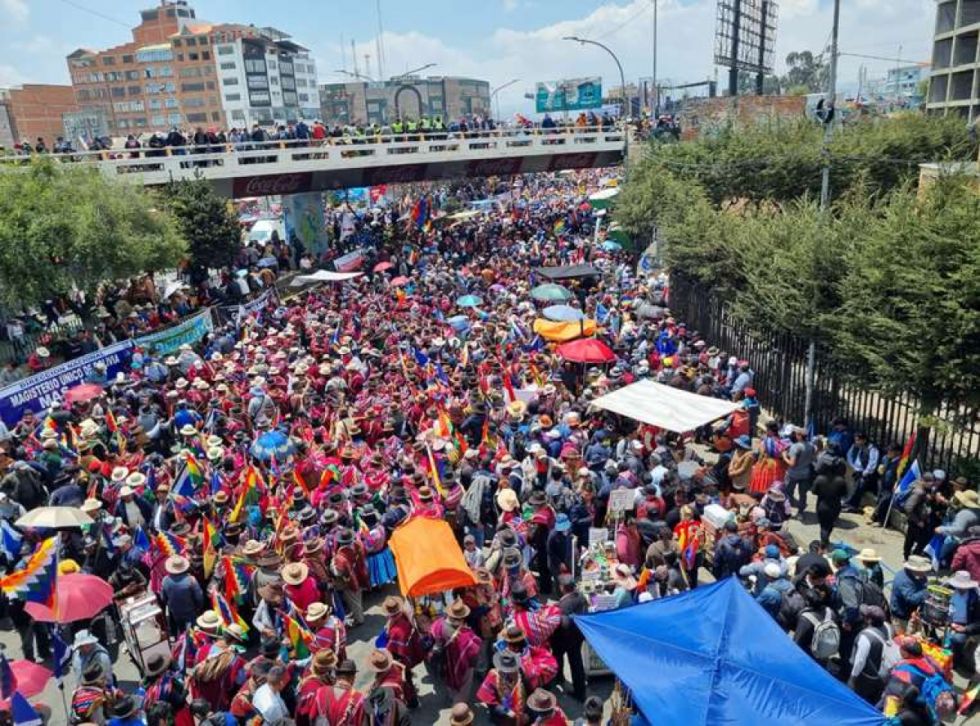 Cabildo masista en El Alto