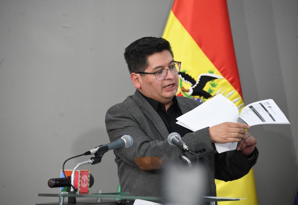 Ejecutivo aprueba tres decretos