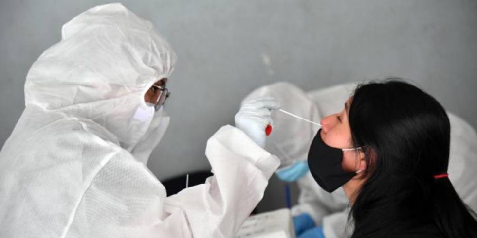 Suben 128% los contagios de Covid-19; Santa Cruz es el departamento más afectado