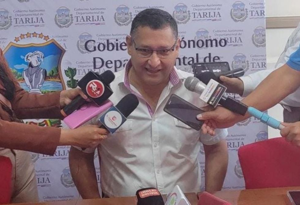 Gobernador busca concretar equipamiento y elevar el Hospital Materno Infantil a centro de tercer nivel
