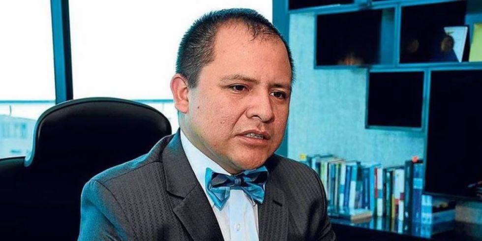 Ecuador: Asesinan al fiscal que investigaba la toma de un canal de televisión por encapuchados armados