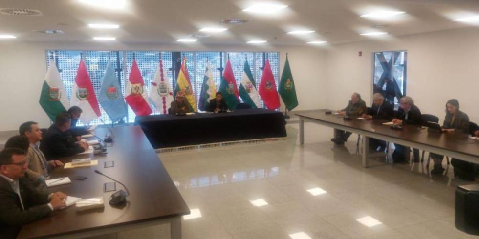 Con ausencia de “arcistas”, se instala la reunión convocada por Andrónico para viabilizar los comicios judiciales