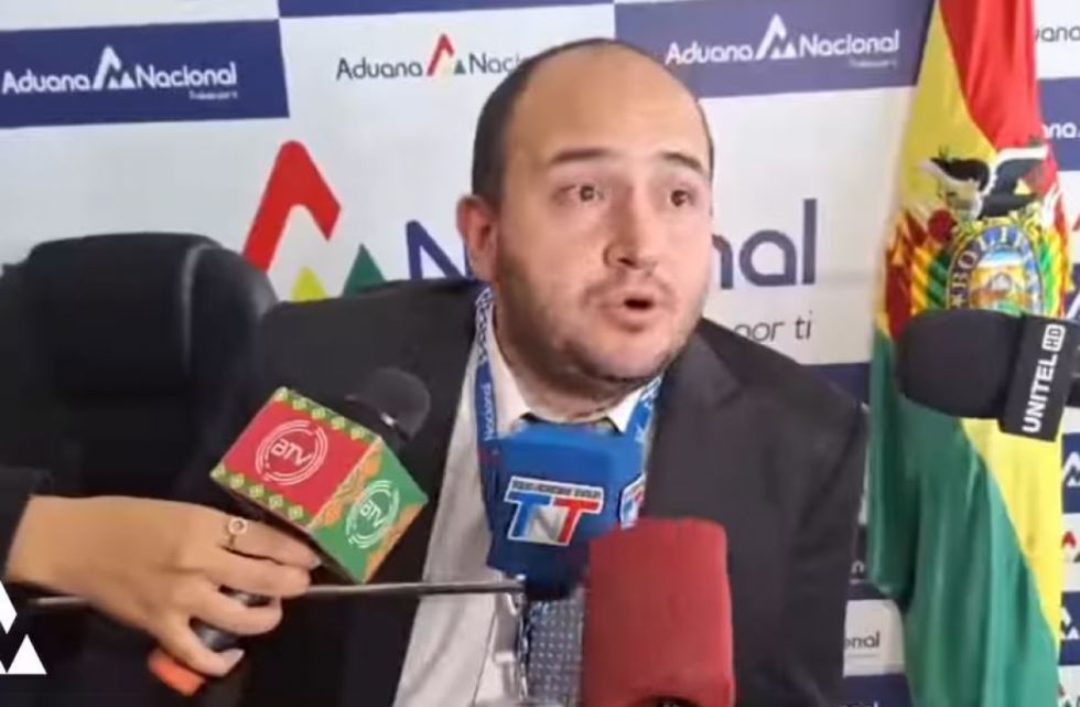 Aduana: Contrabandista intentó atropellar a funcionario del GRIA en Tarija