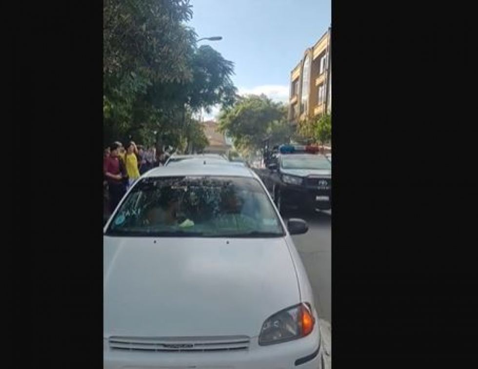 Policía de Tarija advierte con arrestar a carnavaleros que intenten mojarlos