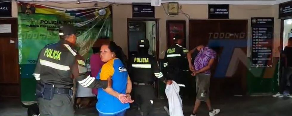 Conductor de un móvil sufre violento atraco en Tarija