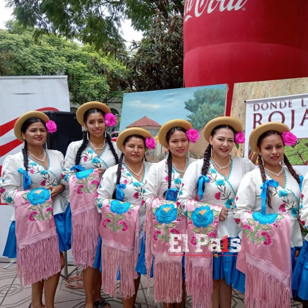 La moza tarijeña engalana la fiesta de la Vendimia