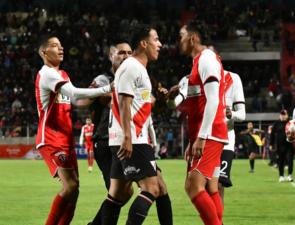 Always Ready se queda sin  festejo tras empatar ante la “U” de Vinto