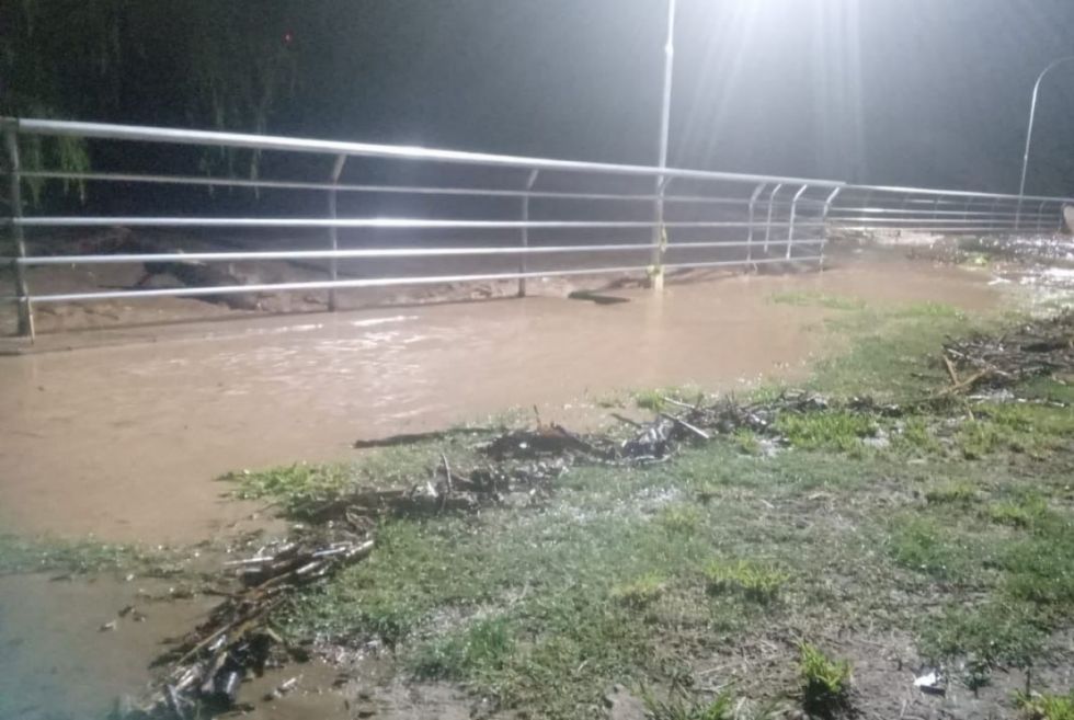 Alerta en la frontera por desborde del río Bermejo