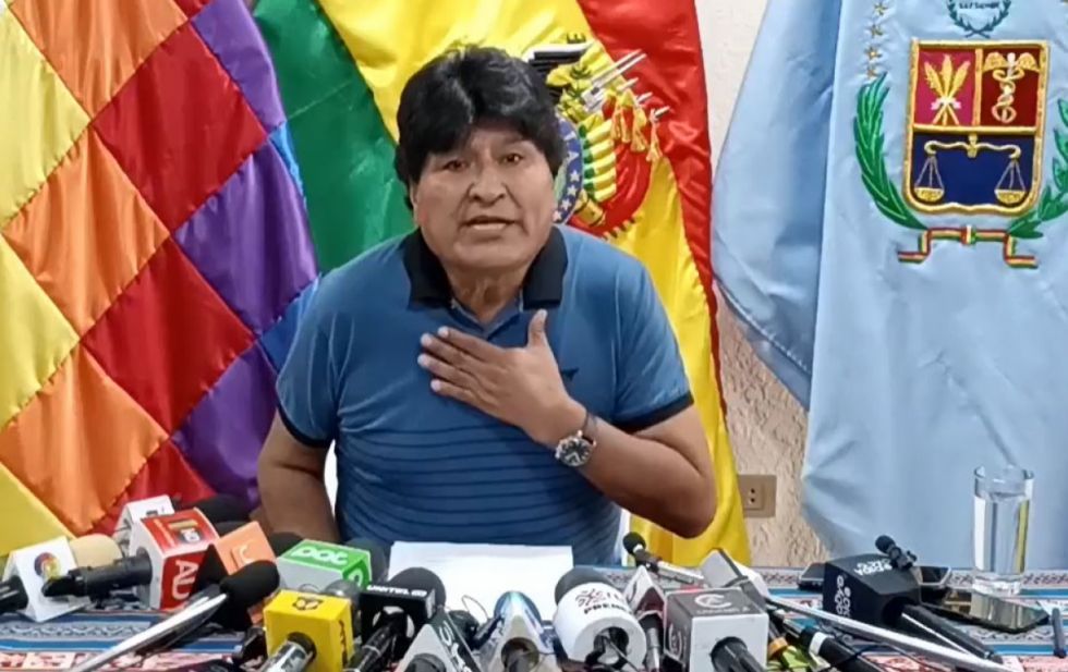 Evo dice que ‘estamos hundidos’ económicamente e insiste en realizar cumbre para bajar subvención