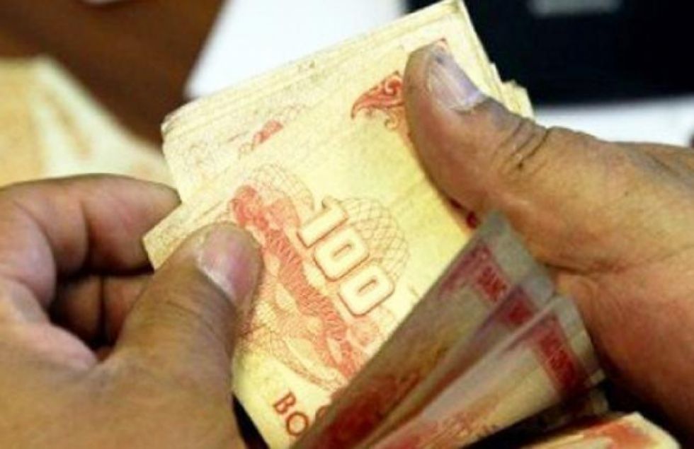 Plantean liquidar las “empresas zombies” y bajar subvención para no llegar a la inflación del 1985