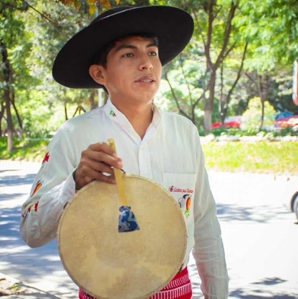 Luciano Calle Velasco, guardián de las costumbres tarijeñas y los instrumentos típicos