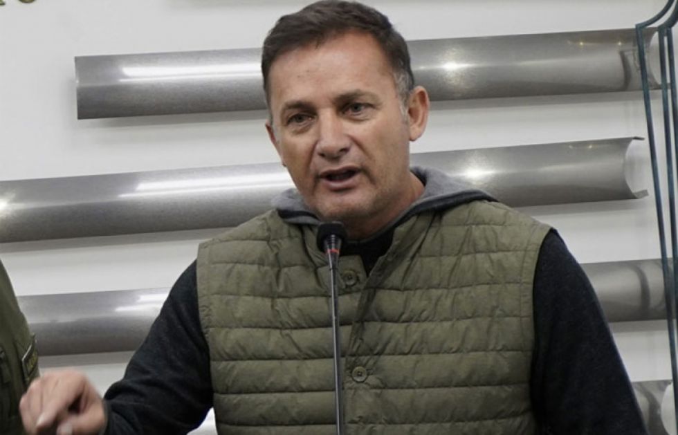 Exministro López no puede ser extraditado, según abogada