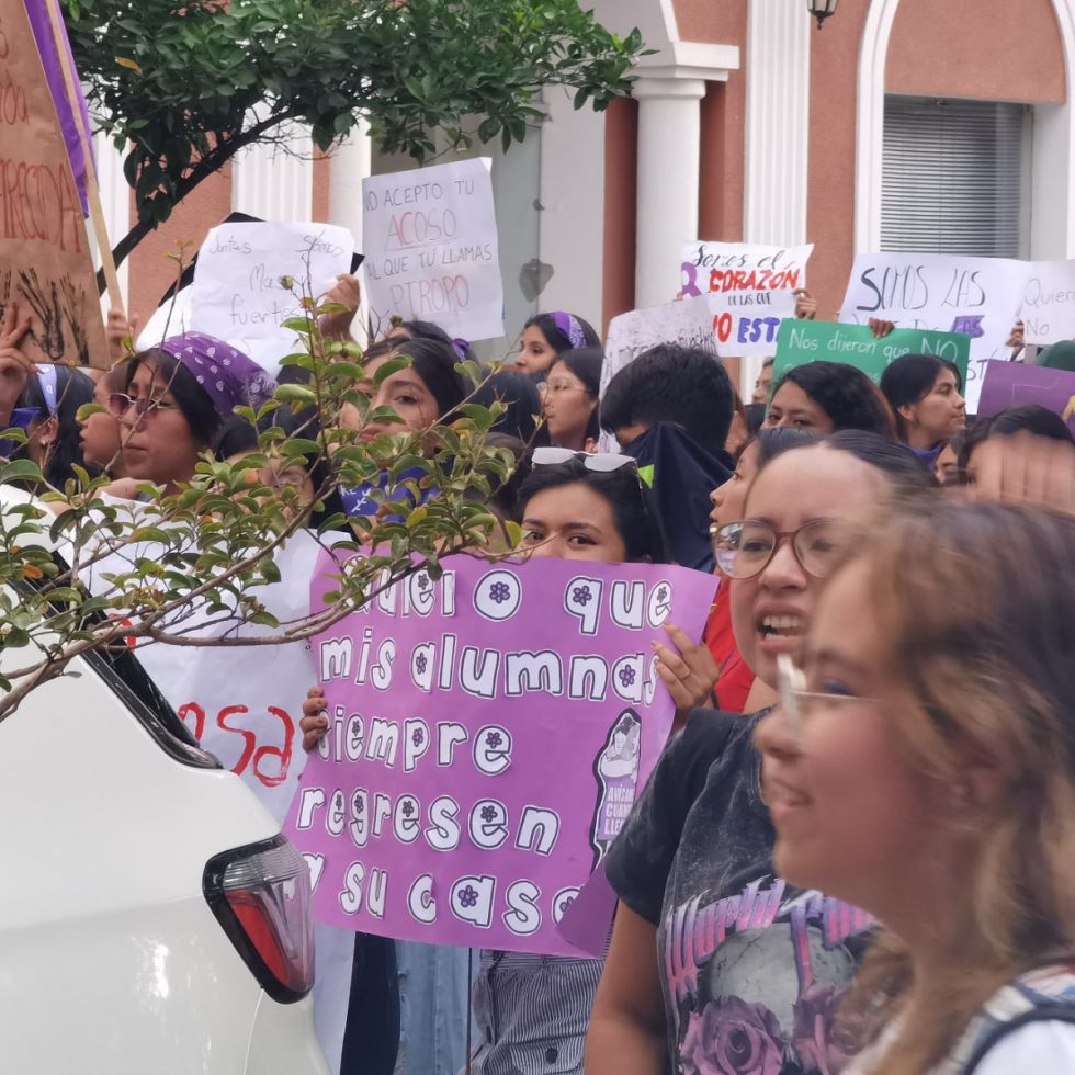 Que mis alumnas regresen a sus casas. 