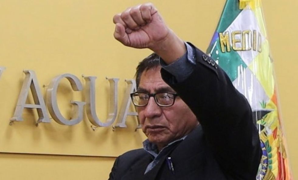 Exministro Rubén Méndez asume como Director de la Autoridad de Agua Potable
