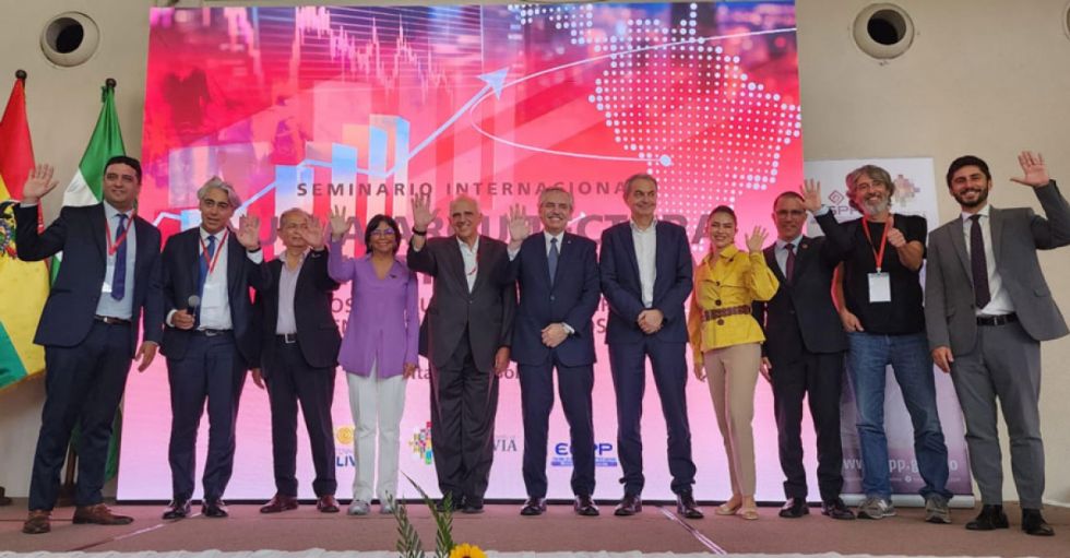 Declaran ‘persona no grata’ a miembros de Grupo de Puebla